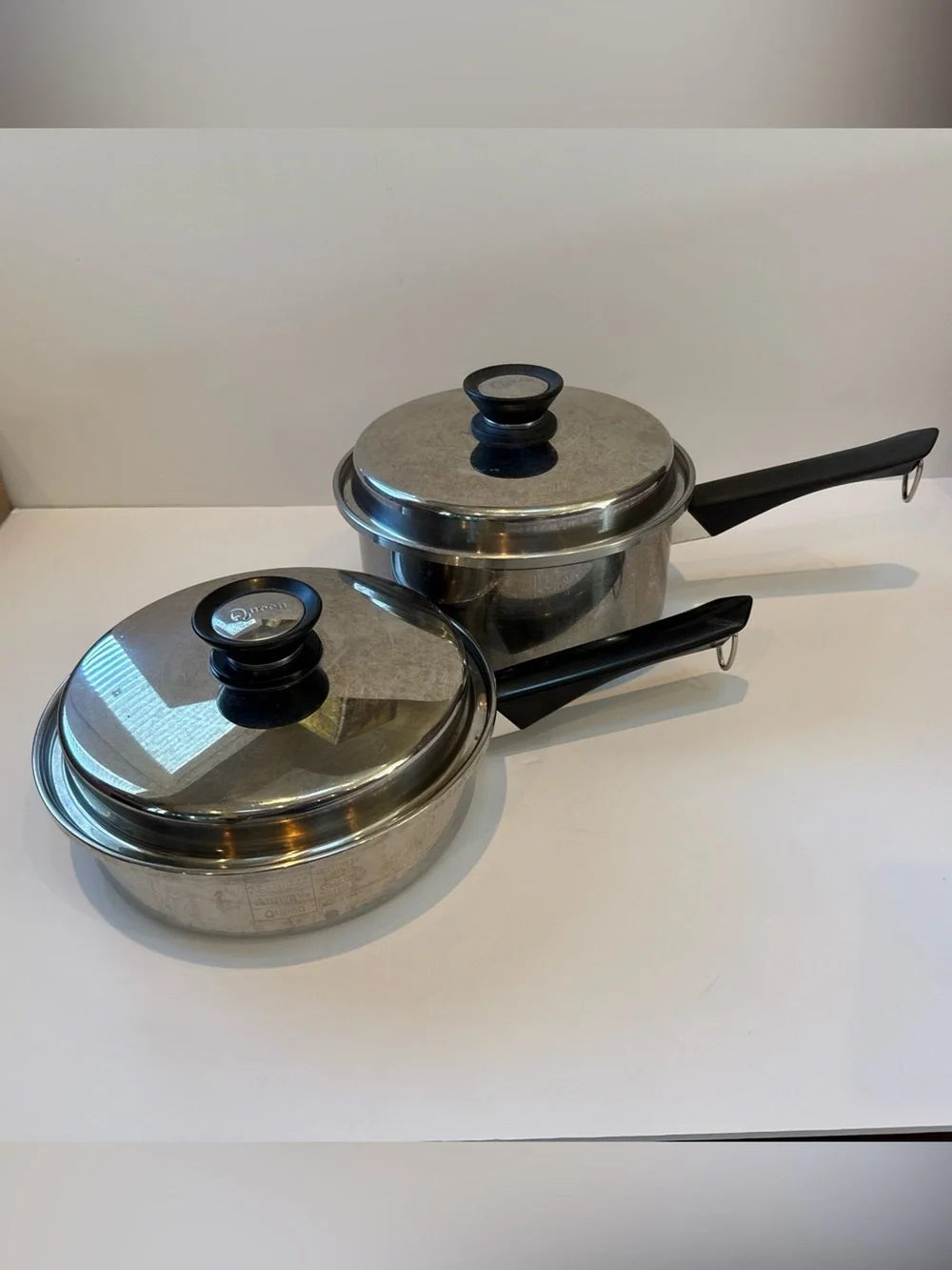 Amway Queen Stainless Steel Saucepan and Sauté Pan Set with Lids - Black Handles
